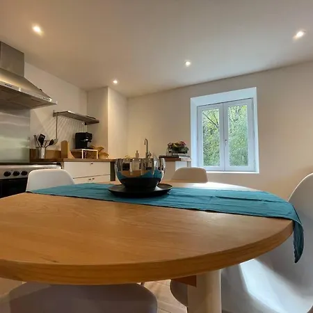 Dans Maison De Ferme Savoyarde
